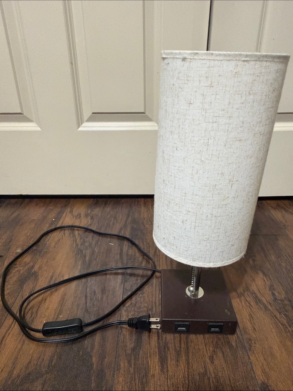 Modern White Cylinder Table Lamp with USB Ports